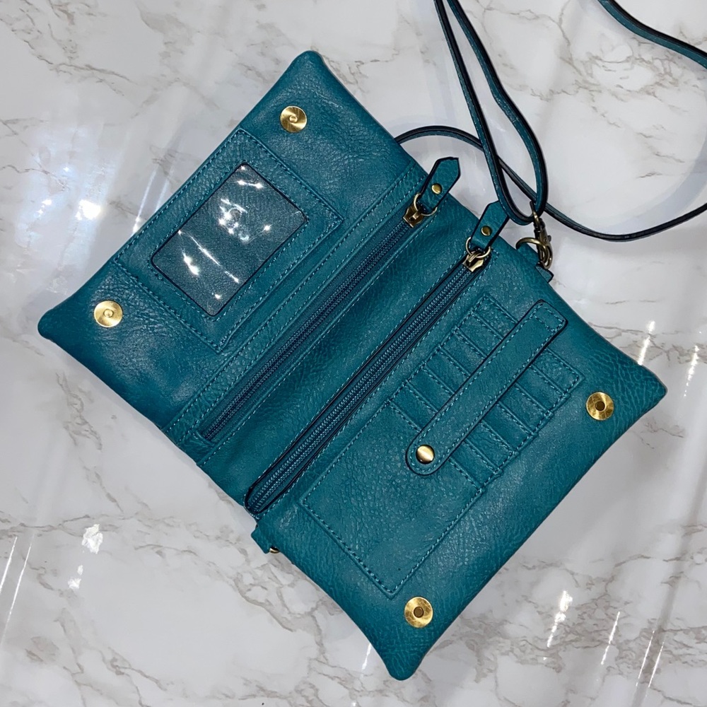 NWOT JOY SUSAN Kate Crossbody Clutch